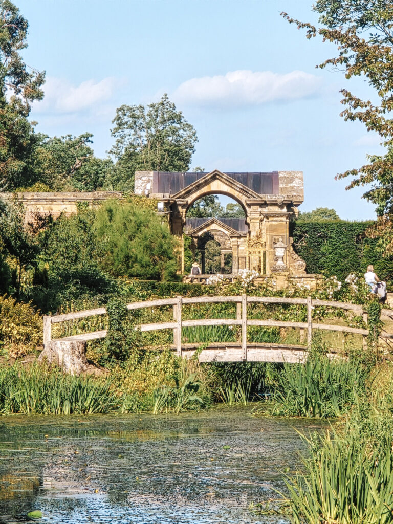 Hever Garden: A Lesson in Stillness